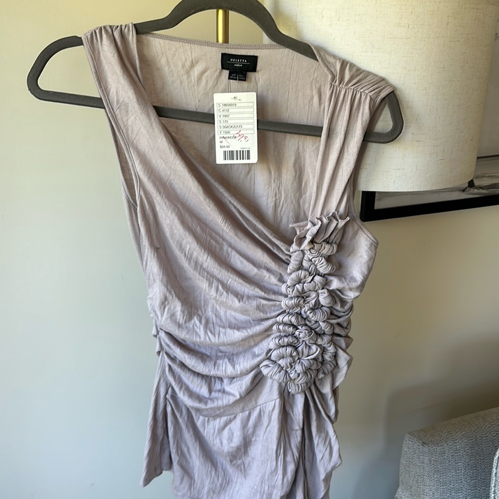 Pink Knot Tank from Deletta with knot detailing on side